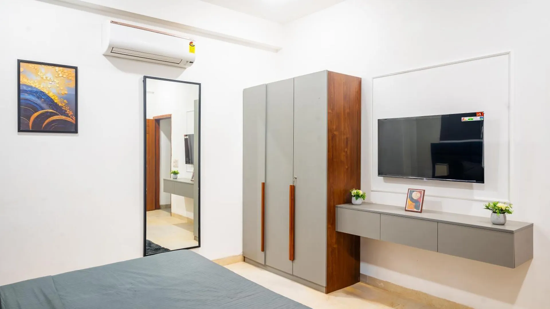 Housr 1Rk & 1Bhk Apartment Sector 28 Near Galleria Market غورغاون فندق