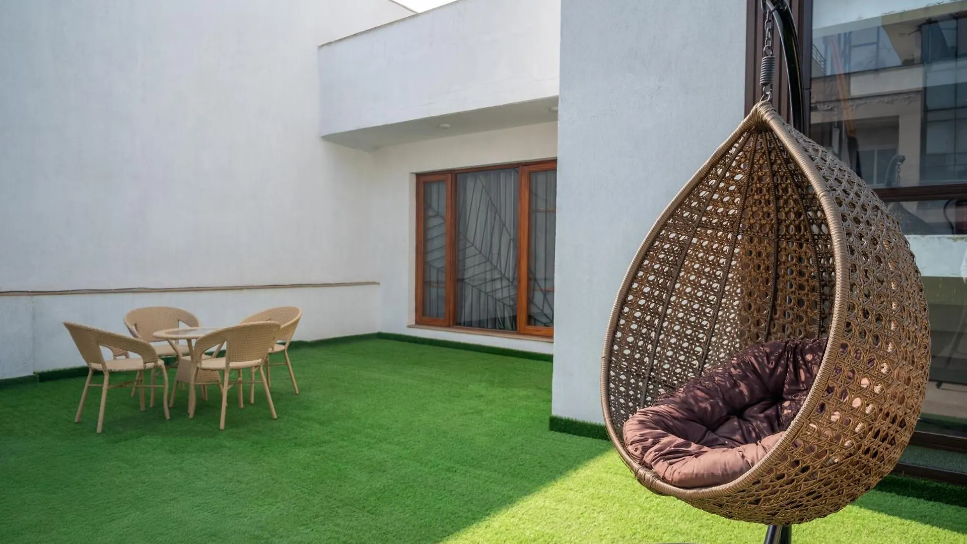 Housr 1Rk & 1Bhk Apartment Sector 28 Near Galleria Market غورغاون 4*,